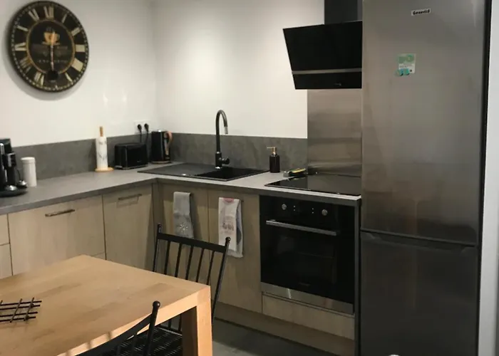 Petite Maison Apartamento Carcasona